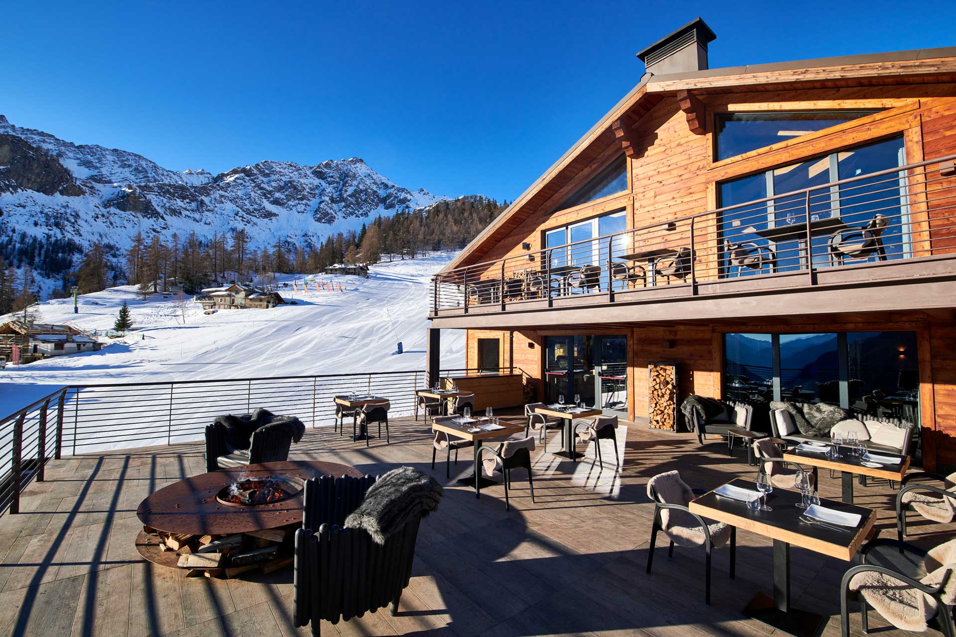 hotel le massif courmayer